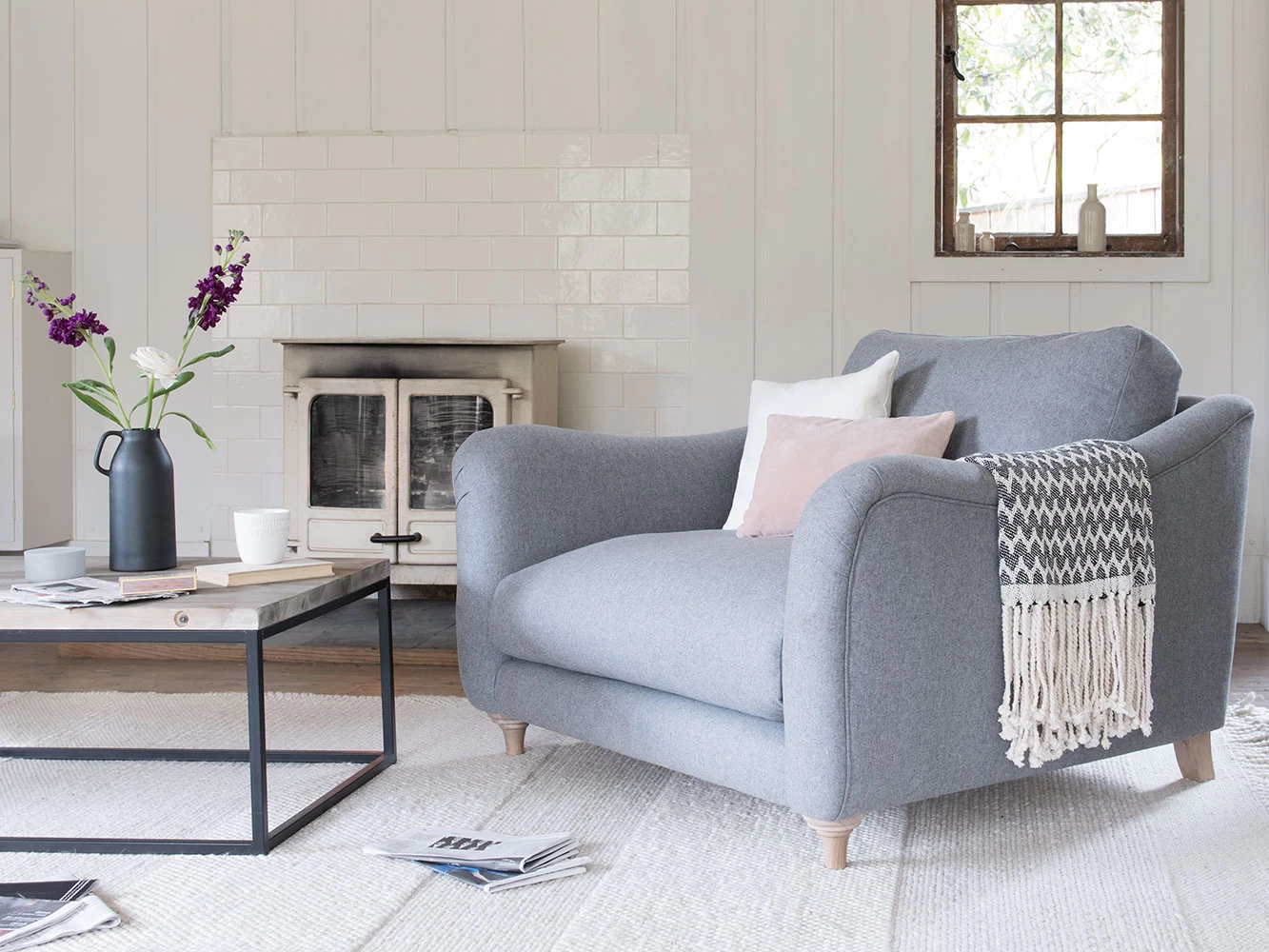 Love Seat Bumpster Love Seat In Thatch House Fabric 1 Love Seat Bumpster Love Seat In Thatch House Fabric