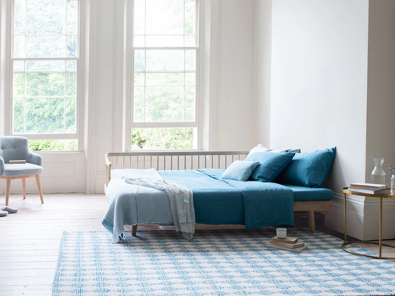 Double Kipster Daybed In Light Oak 2 Double Kipster Daybed In Light Oak - Image 2