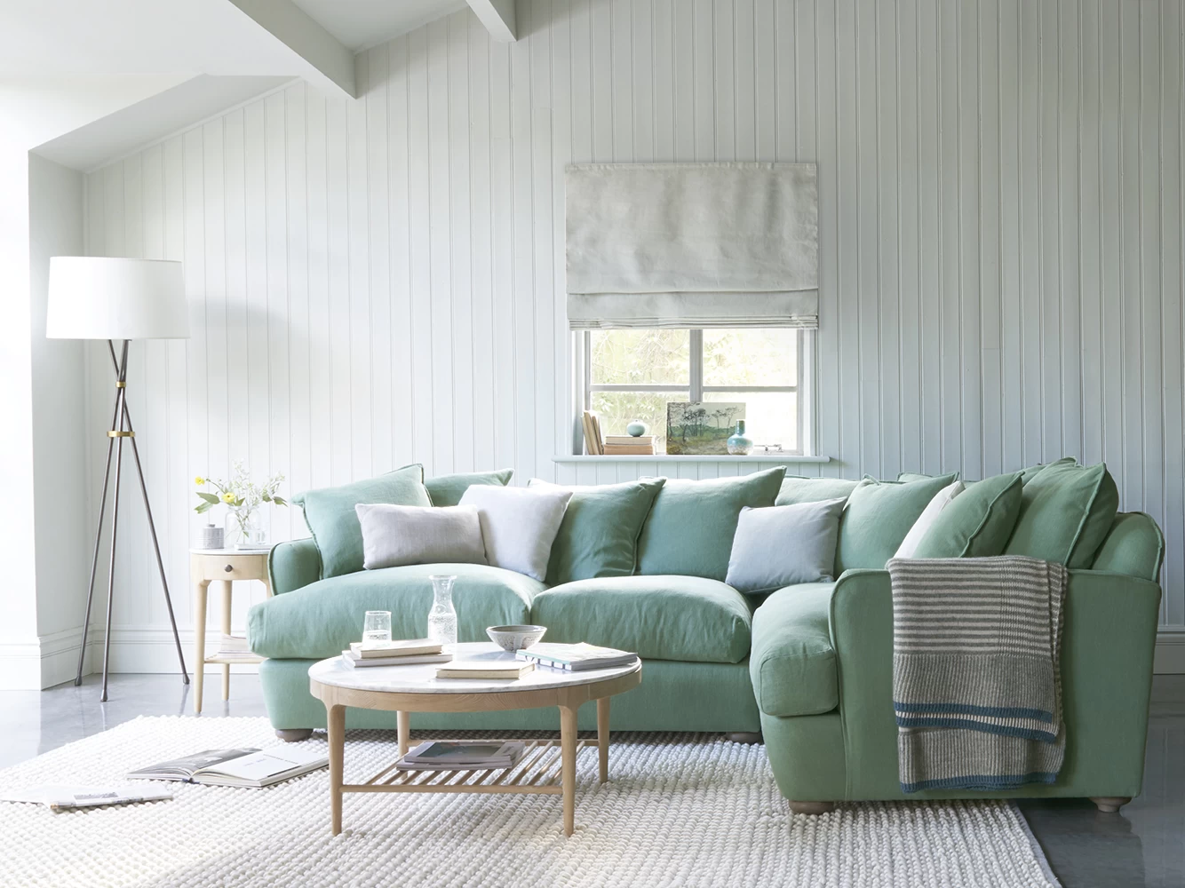 Large Left Hand Smooch Corner Sofa In Thatch House Fabric 1 Large Left Hand Smooch Corner Sofa In Thatch House Fabric