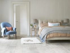 Double Chit Chat Bed In Thatch House Fabric