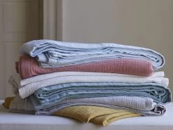 Drapy Throw In Old Pink -furniture 508435 drapey throw range 3 5