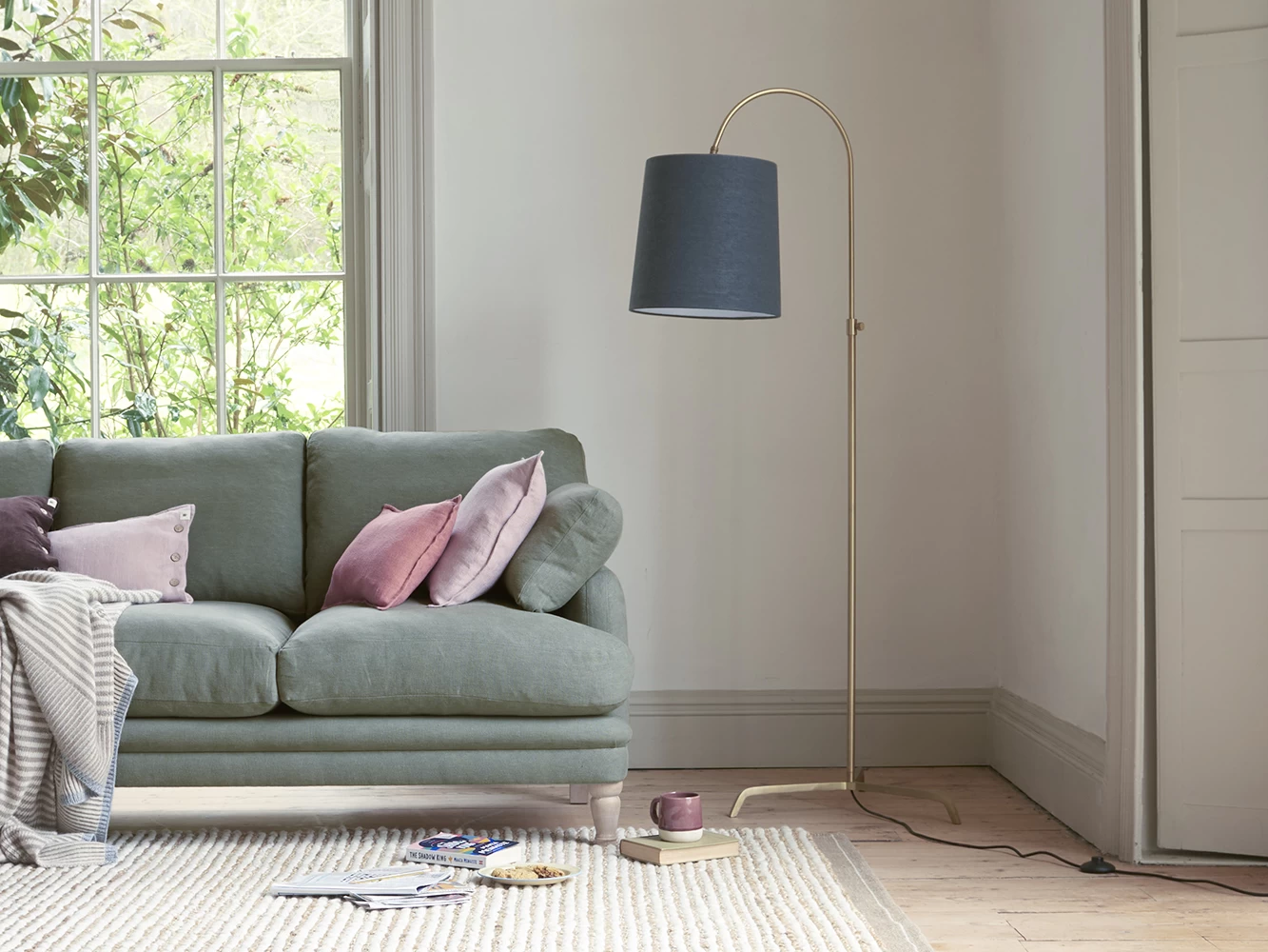 One Size Slam Dunk Floor Lamp In Brass Lamp In Wendy House Clever Vintage Linen With A Wendy House Clever Vintage Linen Shade 3 One Size Slam Dunk Floor Lamp In Brass Lamp In Wendy House Clever Vintage Linen With A Wendy House Clever Vintage Linen Shade - Image 3