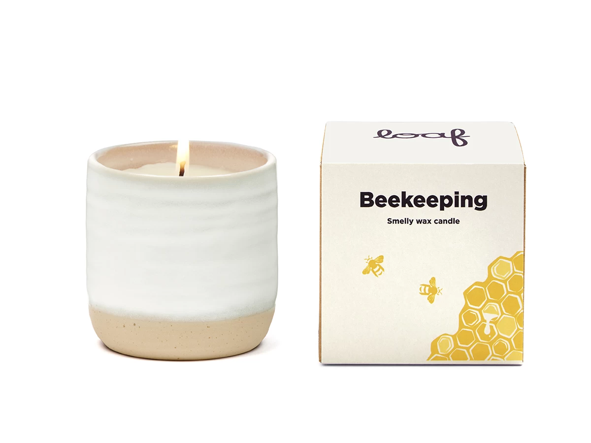 Beekeeping Smelly Wax Candle 2 Beekeeping Smelly Wax Candle - Image 2