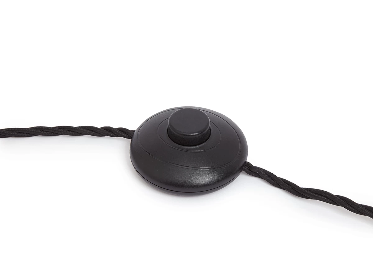 Pointer In Brass In Flour Sack Clever Vintage Linen 7 Pointer In Brass In Flour Sack Clever Vintage Linen - Image 7