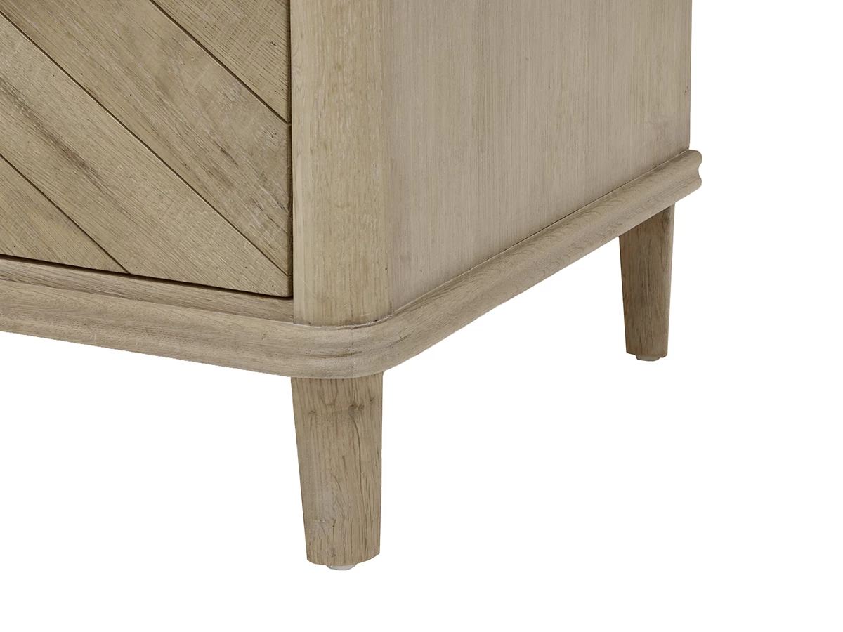 Medium Young Flapper Chest Of Drawers In Soaped Oak 8 Medium Young Flapper Chest Of Drawers In Soaped Oak - Image 8
