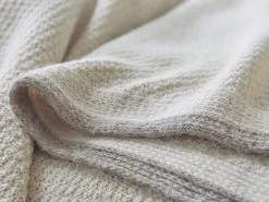 Granny Knit Throw In Vintage White -furniture 538644 grannyknit vintagewhite 24167 web crop