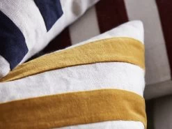 Easy Stripe Scatter Cushion Classic In Dusty Pink -furniture 543039 scatter cush linen velvet d 004 web 3