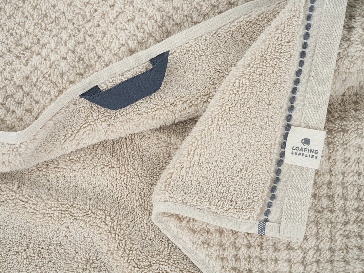 Easy Soak Hand Towel In Charcoal 2 Easy Soak Hand Towel In Charcoal - Image 2