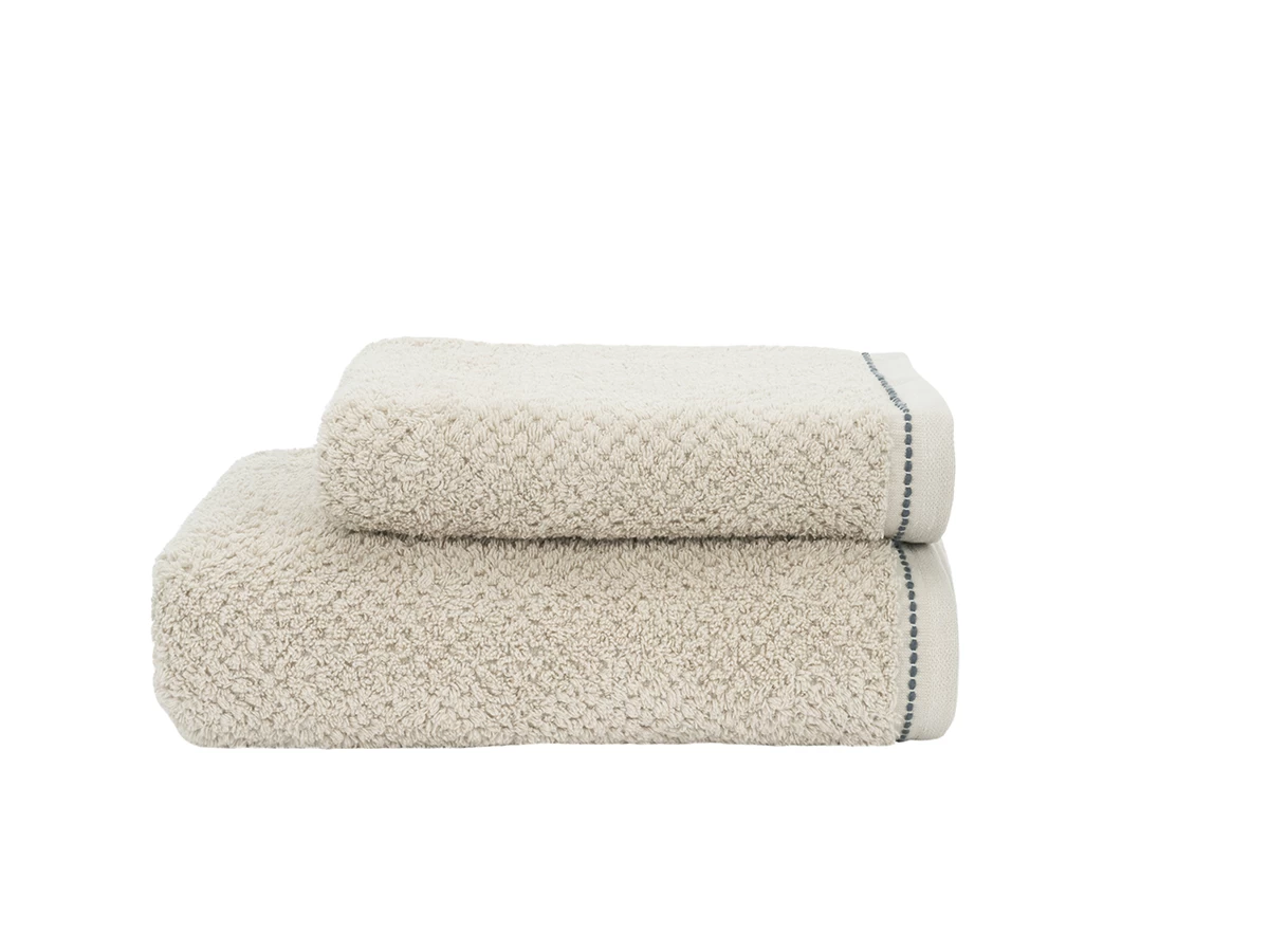 Easy Soak Hand Towel In Charcoal 3 Easy Soak Hand Towel In Charcoal - Image 3